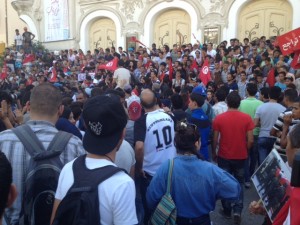 Manifestation au theatre municipale Tunis