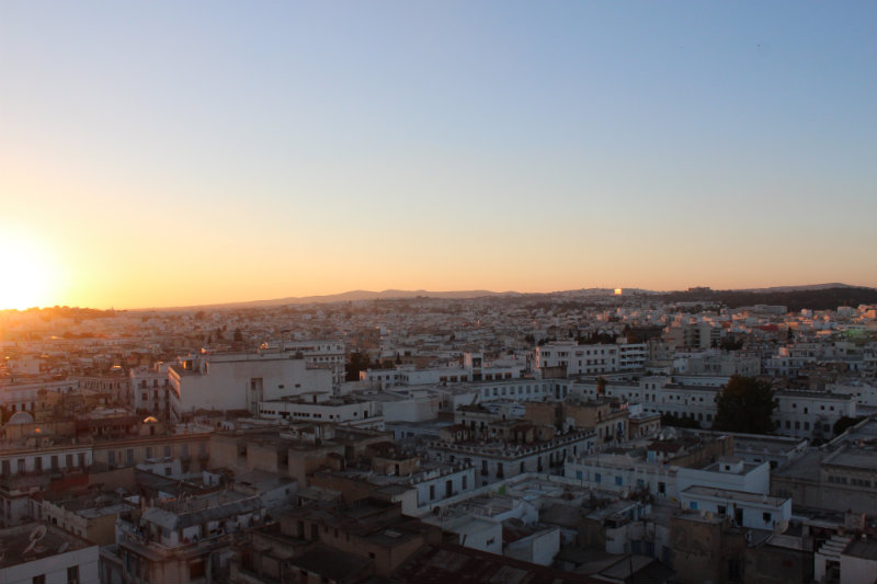 Soleil couchant sur Tunis: l'une des premières vues qu'il m'a été donné d'admirer après mon arrivée.