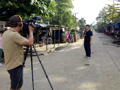SRF-Korrespondent beim Dreh in Yangon